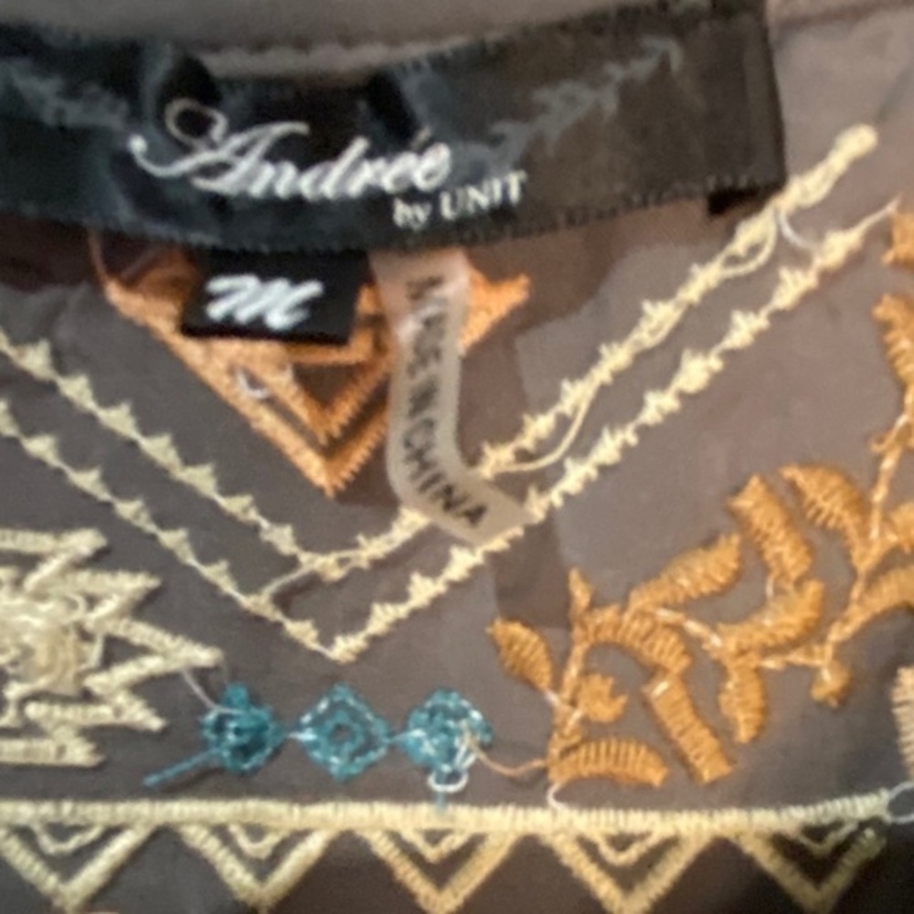 ANDREE by Unit Tunic - Picture 5 of 7